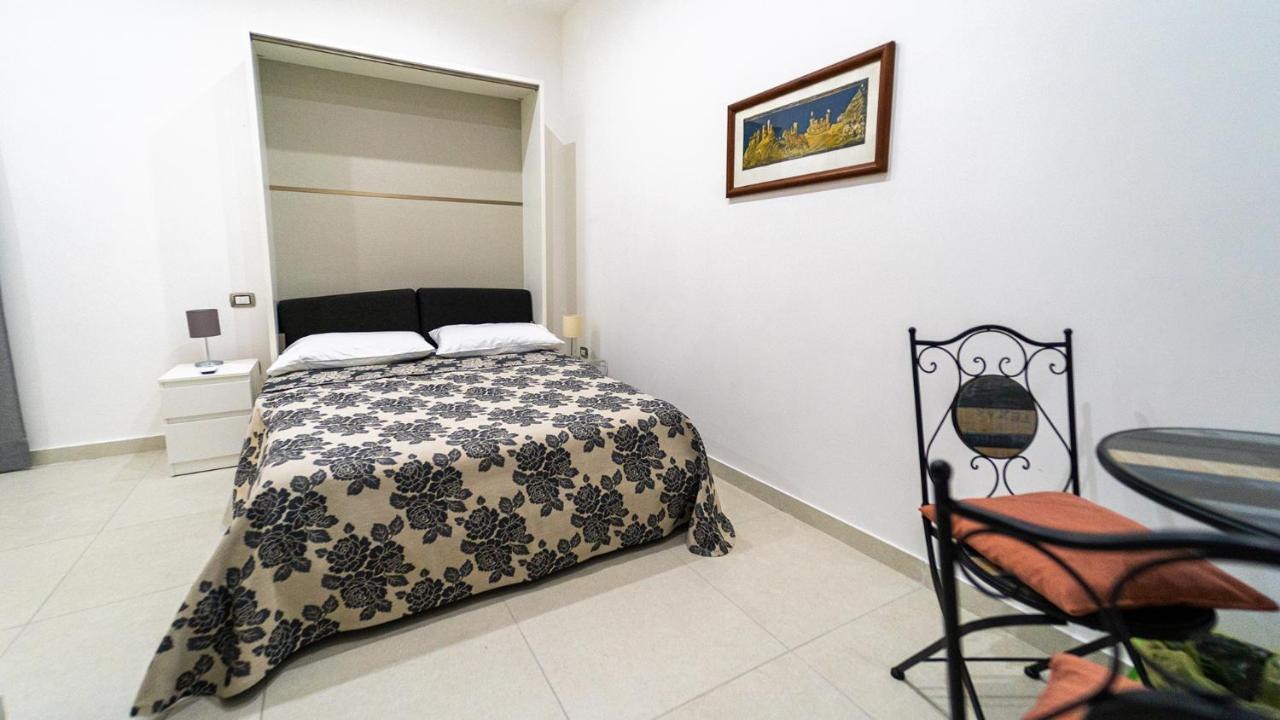 Готель Casa Romeo Napoli Екстер'єр фото